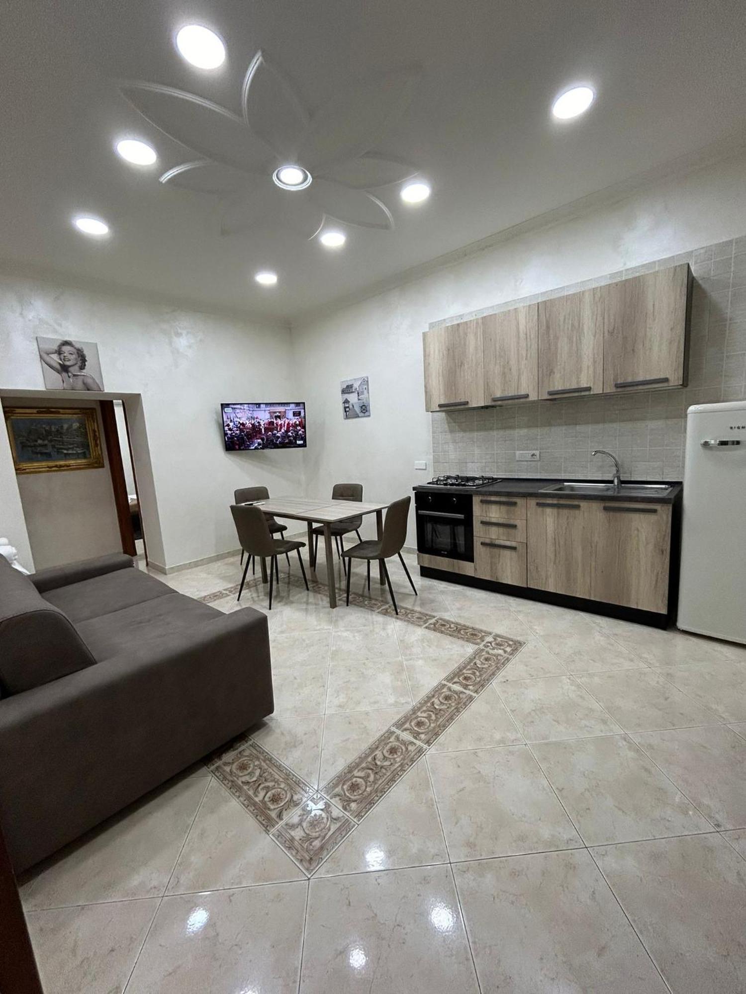 Dora House Valentino Apartment Naples Exterior photo