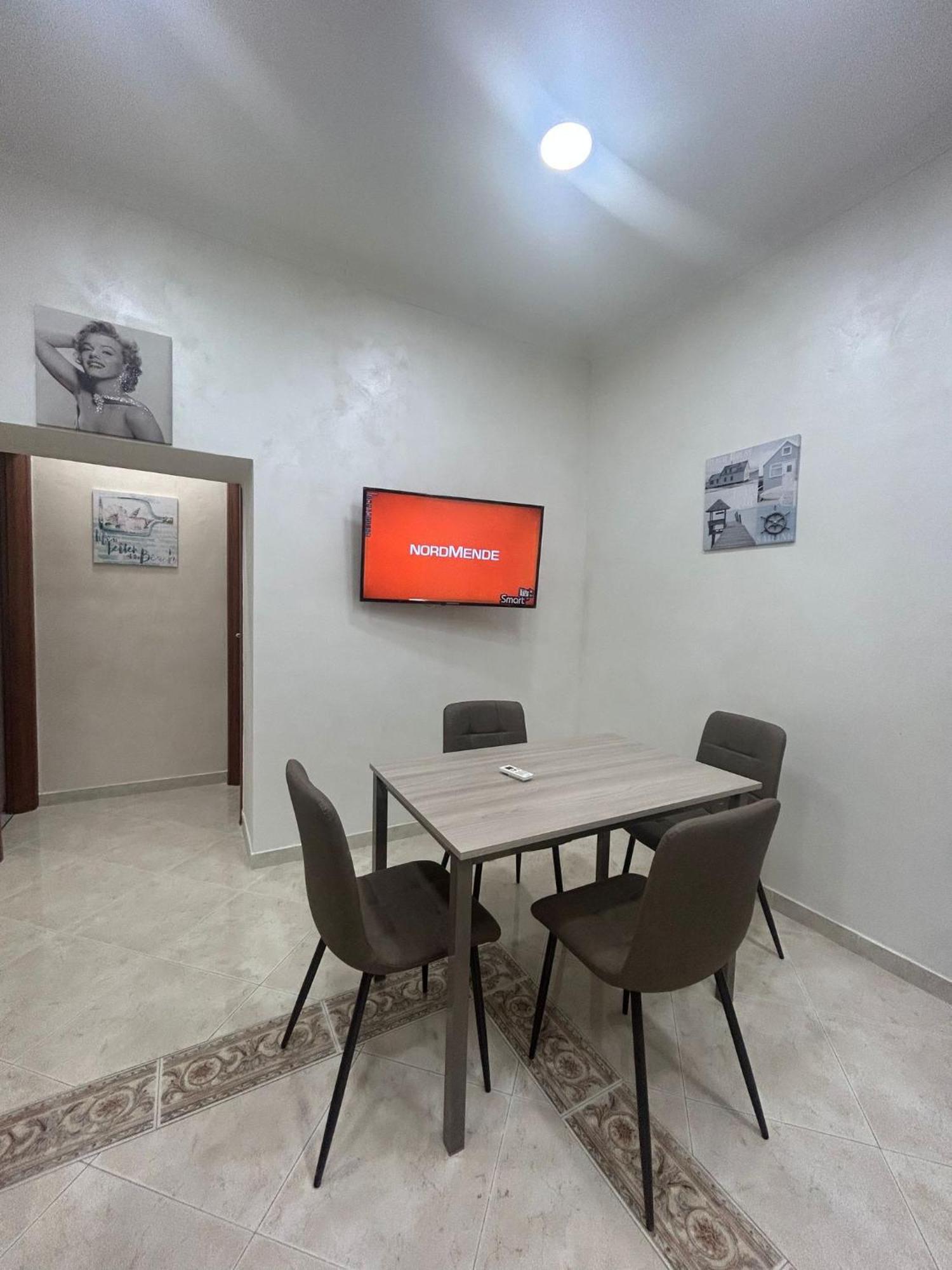 Dora House Valentino Apartment Naples Exterior photo